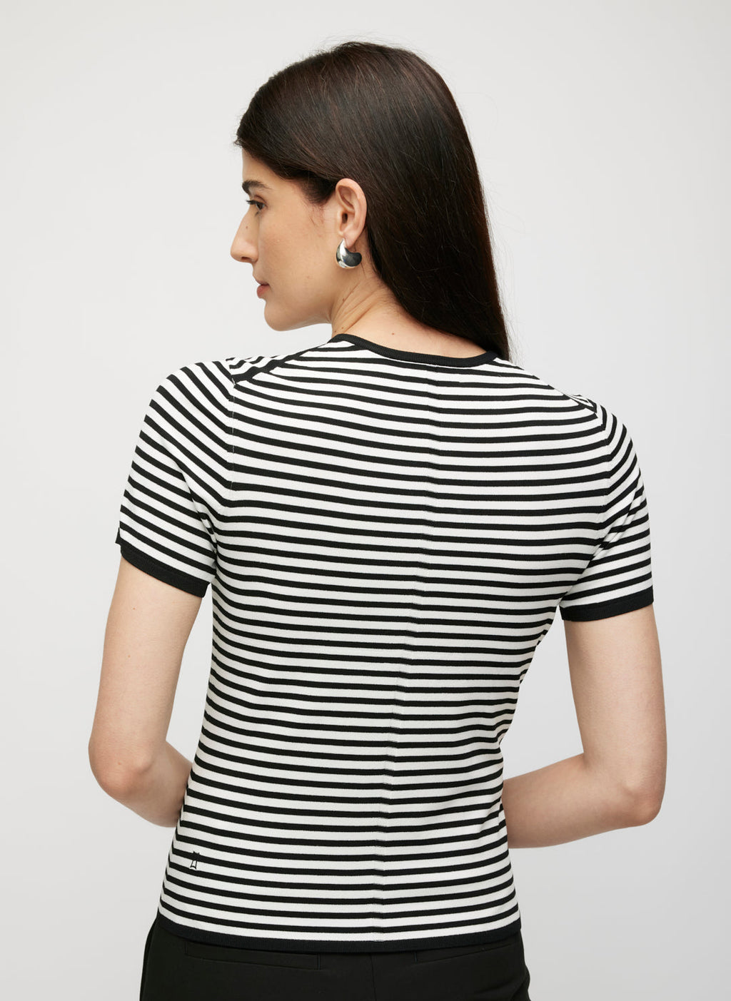 Farrah Slim Fit Short Sleeve Crewneck Sweater