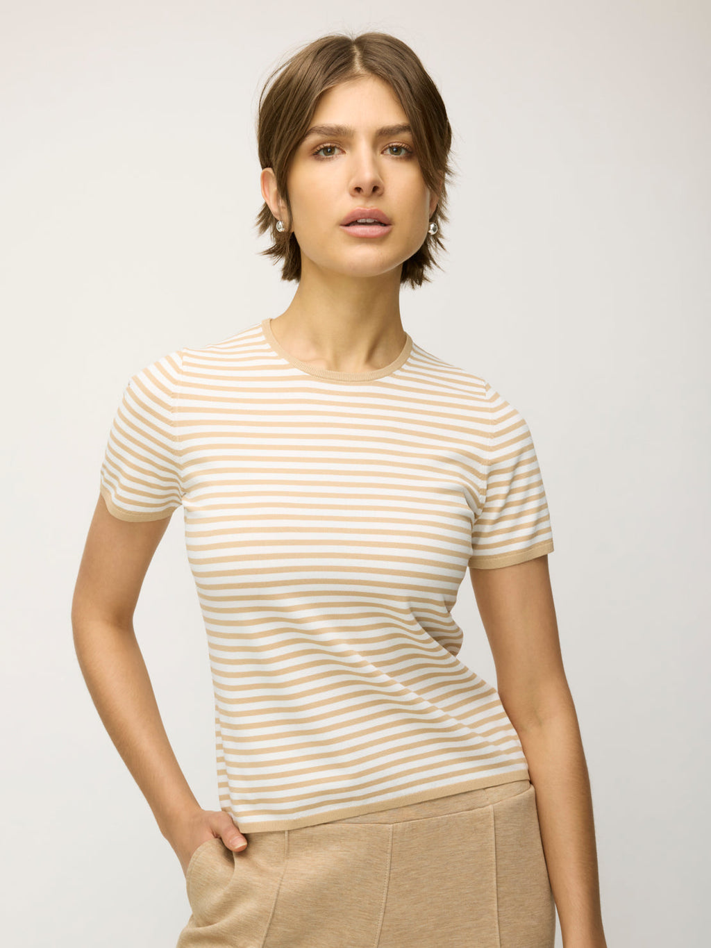 Farrah Slim Fit Short Sleeve Crewneck Sweater