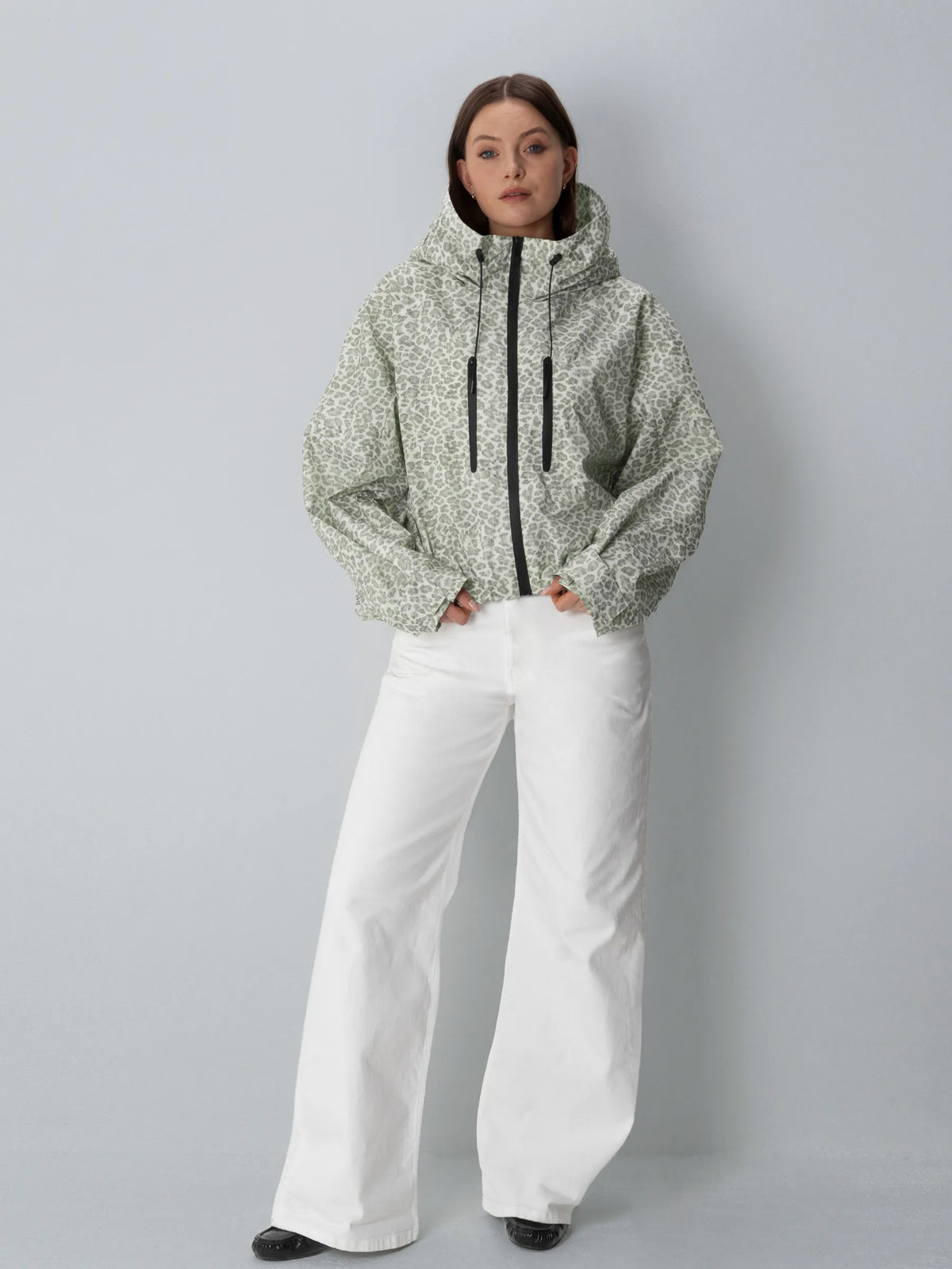 STM-TEX™ One Size Leopard Print Short Oversized Rain Jacket