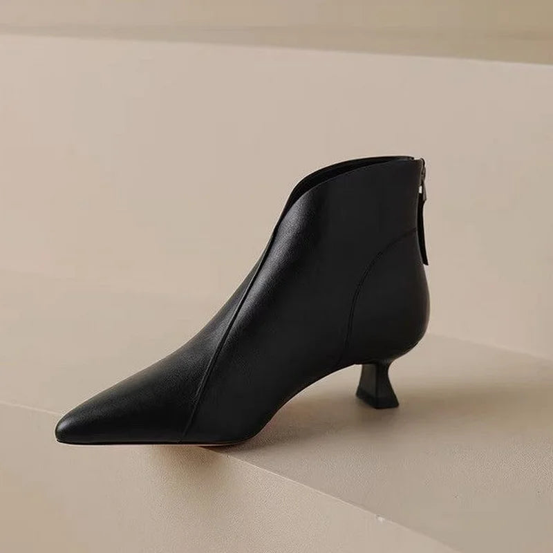 Vienna Kitten Heel Boot