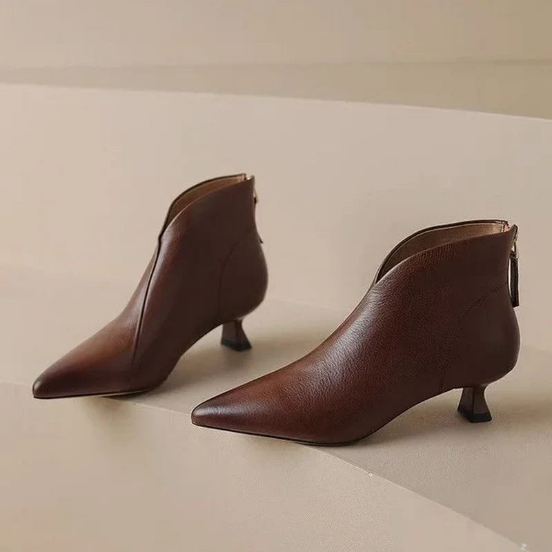 Vienna Kitten Heel Boot