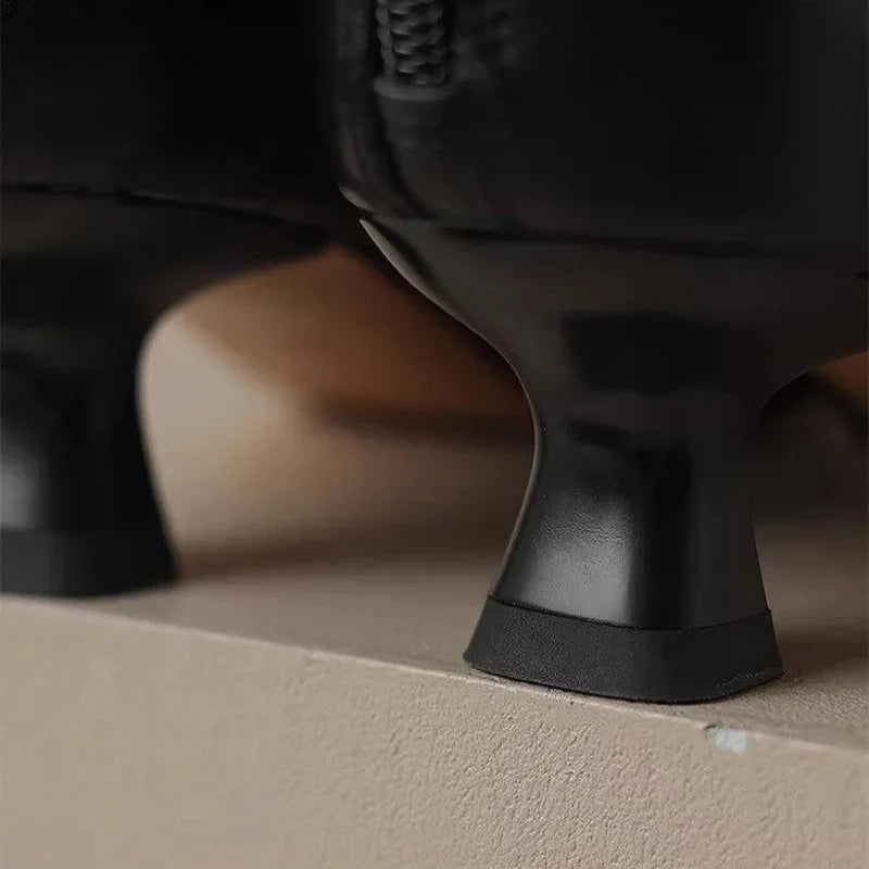 Vienna Kitten Heel Boot