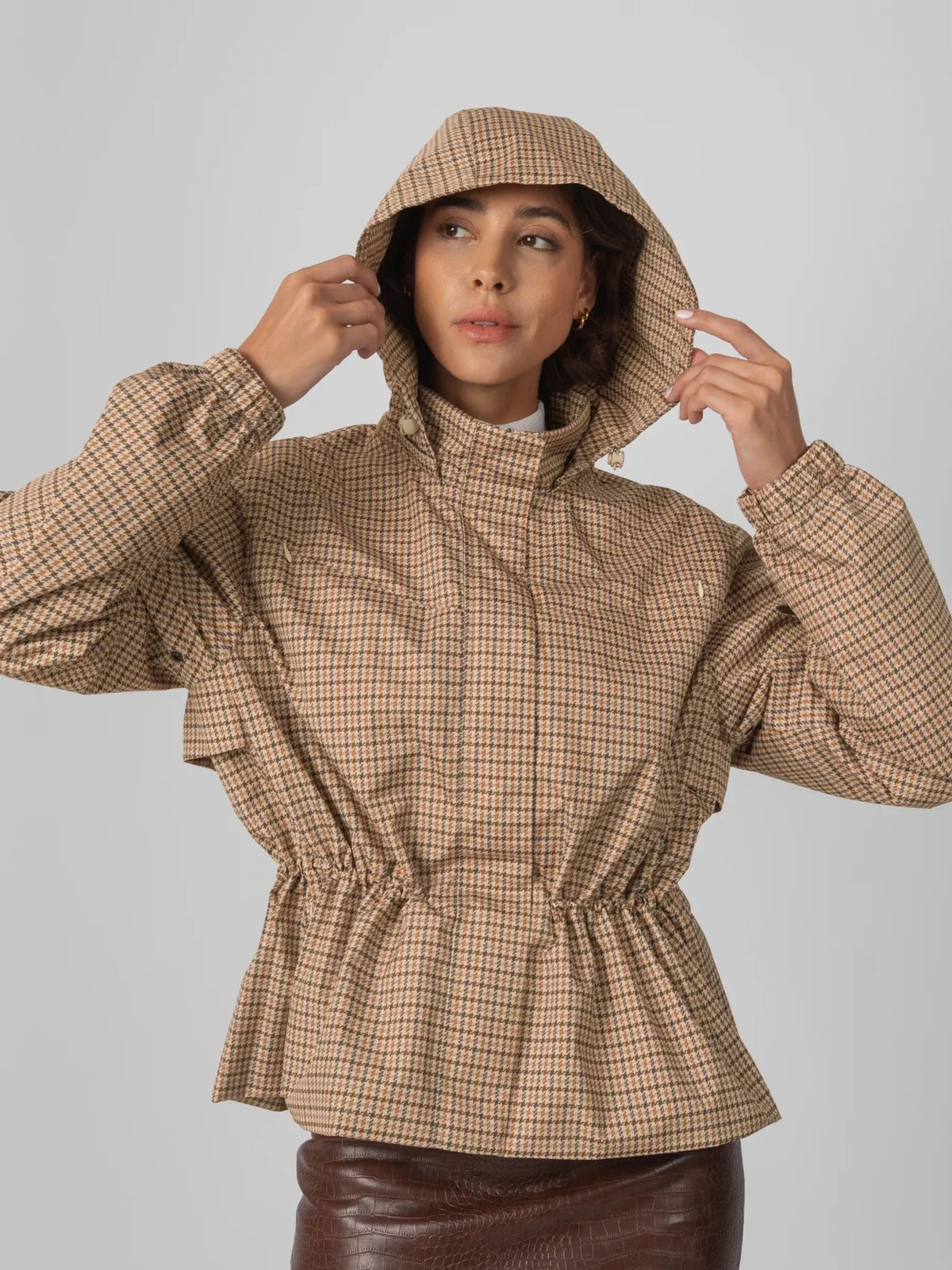 STM-TEX™ Beige Houndstooth Short Drawstring Waist Rain Jacket