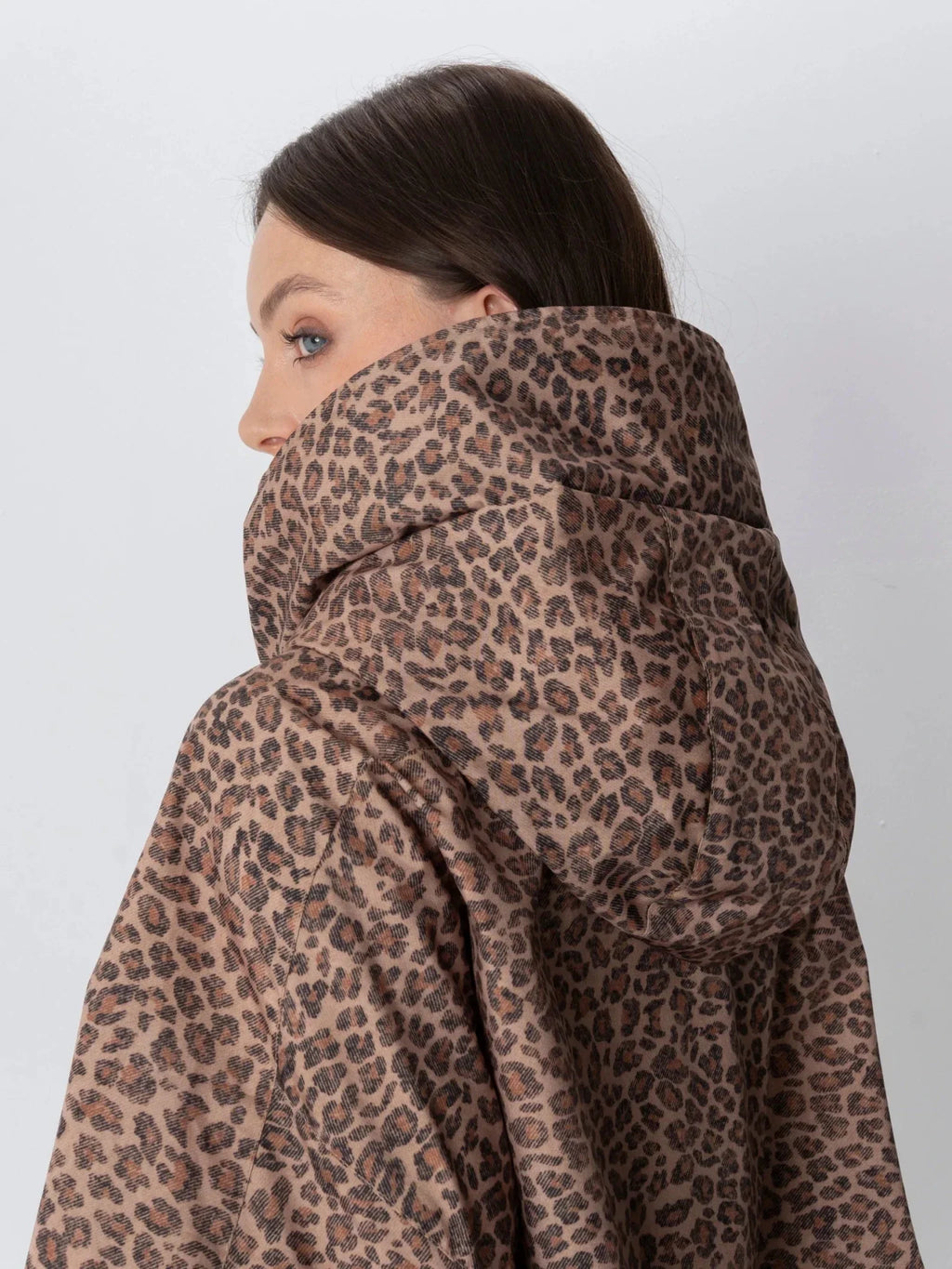STM-TEX™ One Size Leopard Print Short Oversized Rain Jacket